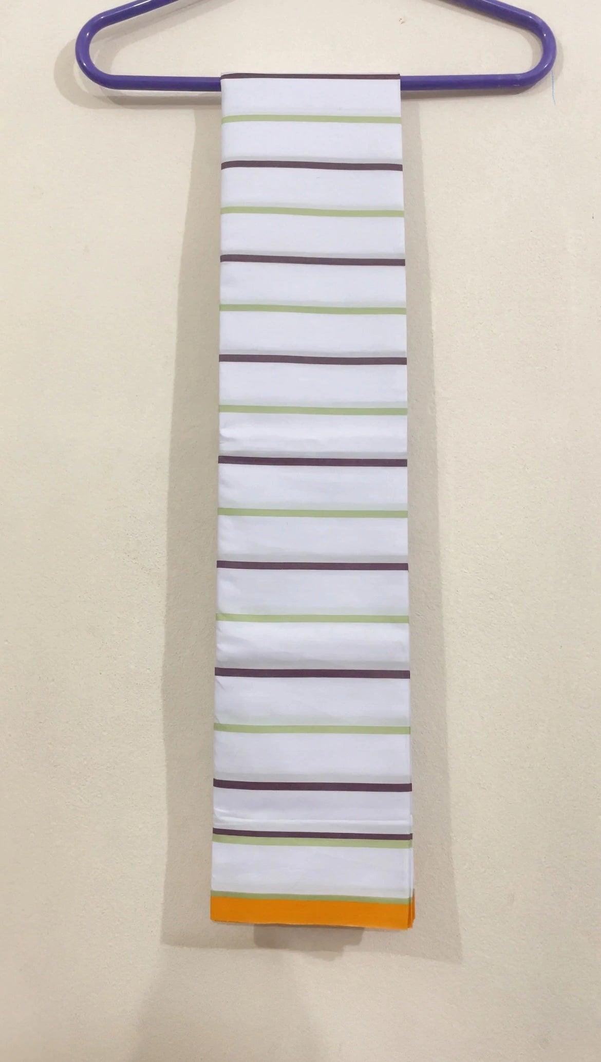 রয়েল কালচার সোনালী শোভা লুঙ্গি Code 256